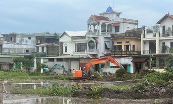  Khám phá lõi thiên hà hợp nhất lần đầu tiên vào buổi bình minh vũ trụ 第11张