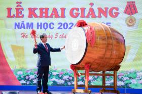 Hơn 23 triệu học sinh cả nước khai giảng năm mới  第3张