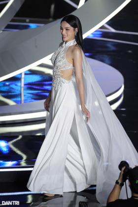 Kỳ Duyên đăng quang Miss Universe Vietnam, góp 500 triệu đồng cho vùng lũ  第5张