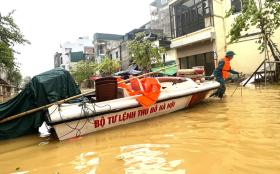 Những phút giây cân não và chưa có tiền lệ trong bão số 3  第7张