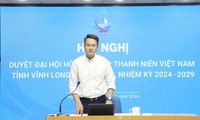  &apos;Sinh viên thế hệ mới&apos; gây áp lực cho giám khảo Tạ Bích Loan 