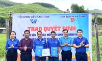  &apos;Sinh viên thế hệ mới&apos; gây áp lực cho giám khảo Tạ Bích Loan 