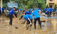  Ban Thanh niên Quân đội giúp đồng bào Tuyên Quang khắc phục hậu quả bão lũ 