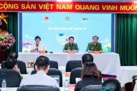  Cầu thủ Đoàn Văn Hậu: &apos;Cùng lan tỏa thông điệp nói không với ma túy đến các em học sinh, sinh viên&apos; 