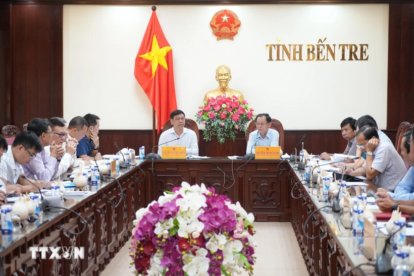  Bàn phương án đẩy nhanh tiến độ Tiểu dự giải phóng mặt bằng cầu Mỏ Cày 第1张