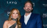  Jennifer Lopez và Ben Affleck hôn nhau giữa ồn ào ly 第12张