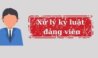  Kỷ luật nhóm cán bộ xã liên quan vụ hủy hoại đất rừng ở Hòa Bình 