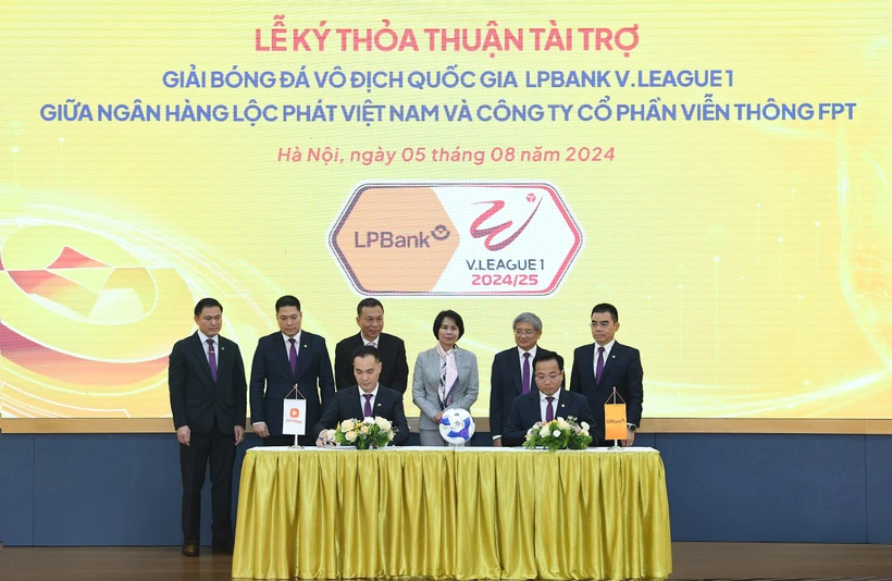  LPBank là nhà tài trợ chính giải bóng đá LPBANK V.LEAGUE 1-2024/25 第1张