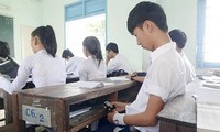  Quản lý điện thoại trong trường học: Thầy cô, học sinh nói gì? 第7张