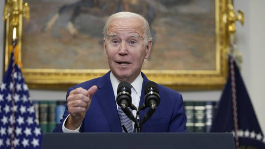 TT Biden bất ngờ tuyên bố viện trợ vũ khí gần 8 tỷ đô la cho Ukraine, bao gồm đạn JSOW và Patriot