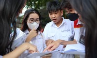  ‘Chạy đua’ học thêm tiếng Anh, đến trẻ tiểu học cũng luyện thi IELTS 